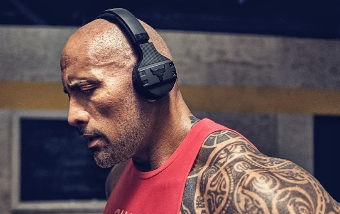 Дуэйн Джонсон under Armour the Rock наушники