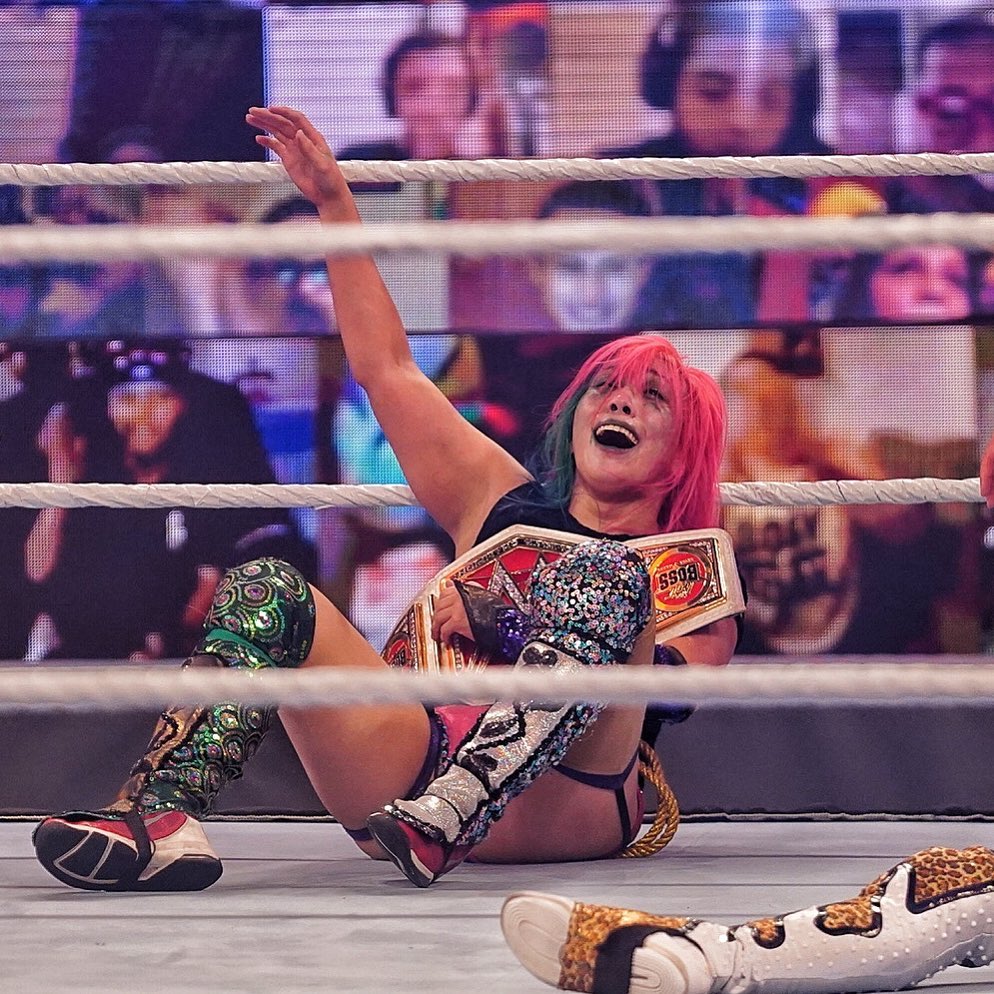 Asuka Wins Raw Women S Title At Summerslam