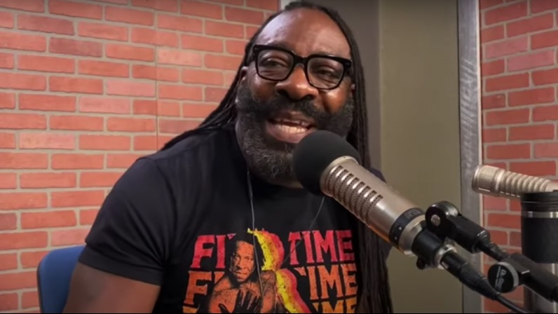 Booker T Says CM Punk Only Came To AEW To Get A Big Bag And Have Some ...