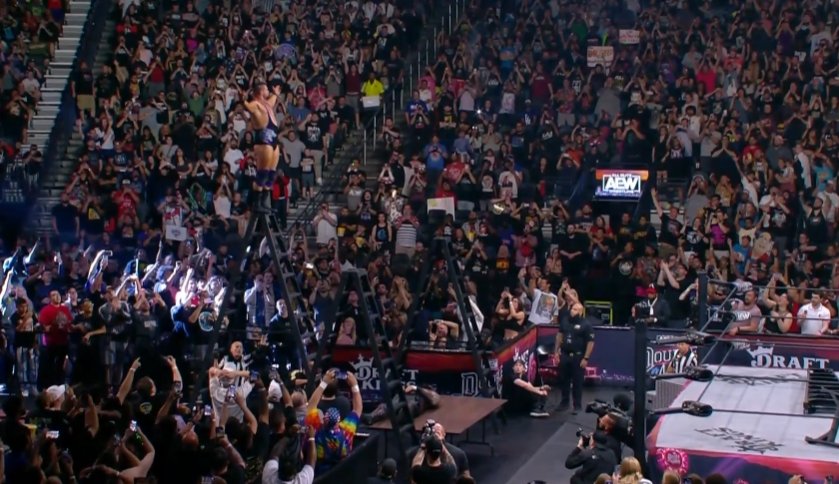 Wardlow Wins TNT Championship Ladder Match At AEW Double Or Nothing